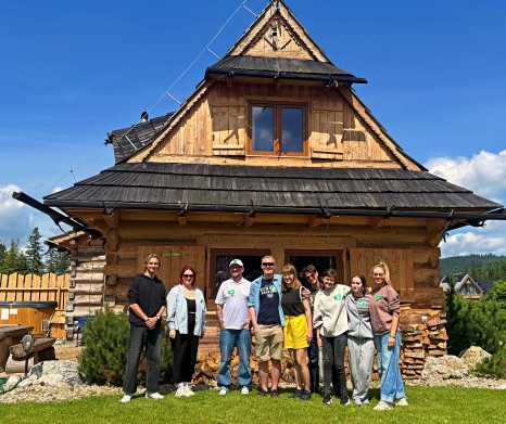 From Krakow: Zakopane, Funicular, and Thermal Baths Day Trip